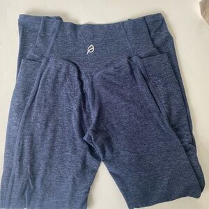 P’tula Navy pocket leggings